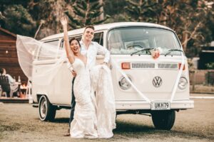 1979 VW Kombi wedding car – vintage Kombi for weddings
